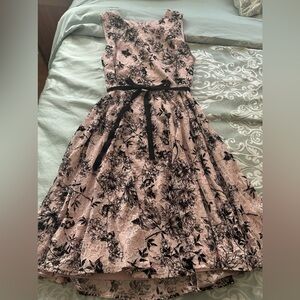 Donny & Nicole 1950s Styled Lace Dress with Black Ribbon for The Waist